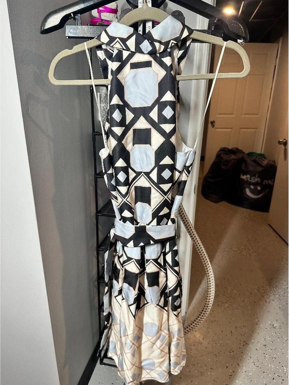 Lavender Brown Rayna Geometric Sleeveless Belted Midi Dress Blue Black Cream M N - Picture 4 of 5